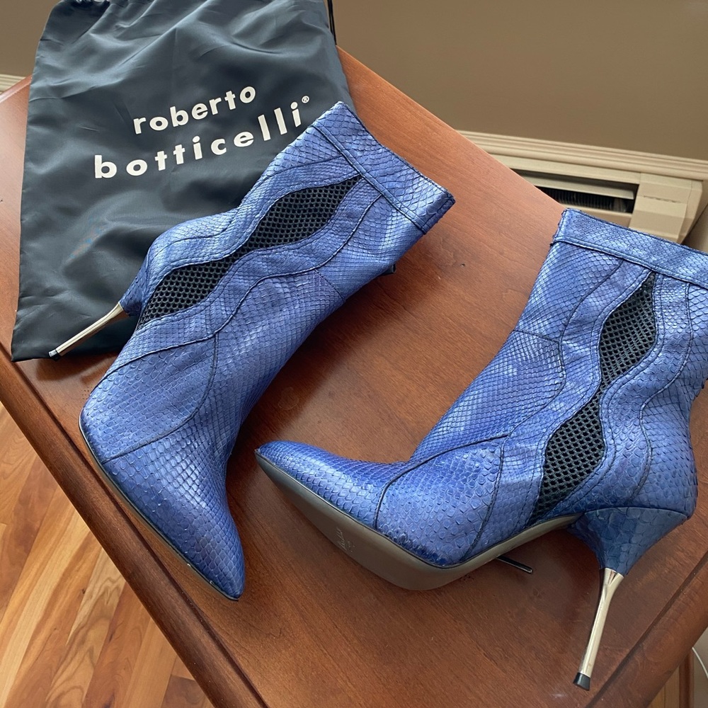 Roberto Boticceli heeled boots